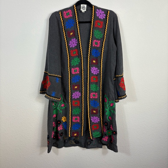 ivy jane Sweaters - Ivy Jane Size L Embroidered Gray Longline Jacket Boho Folk Floral Appliqué Coat